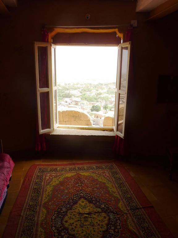 Mud Mirror Guesthouse Jaisalmer Exterior foto