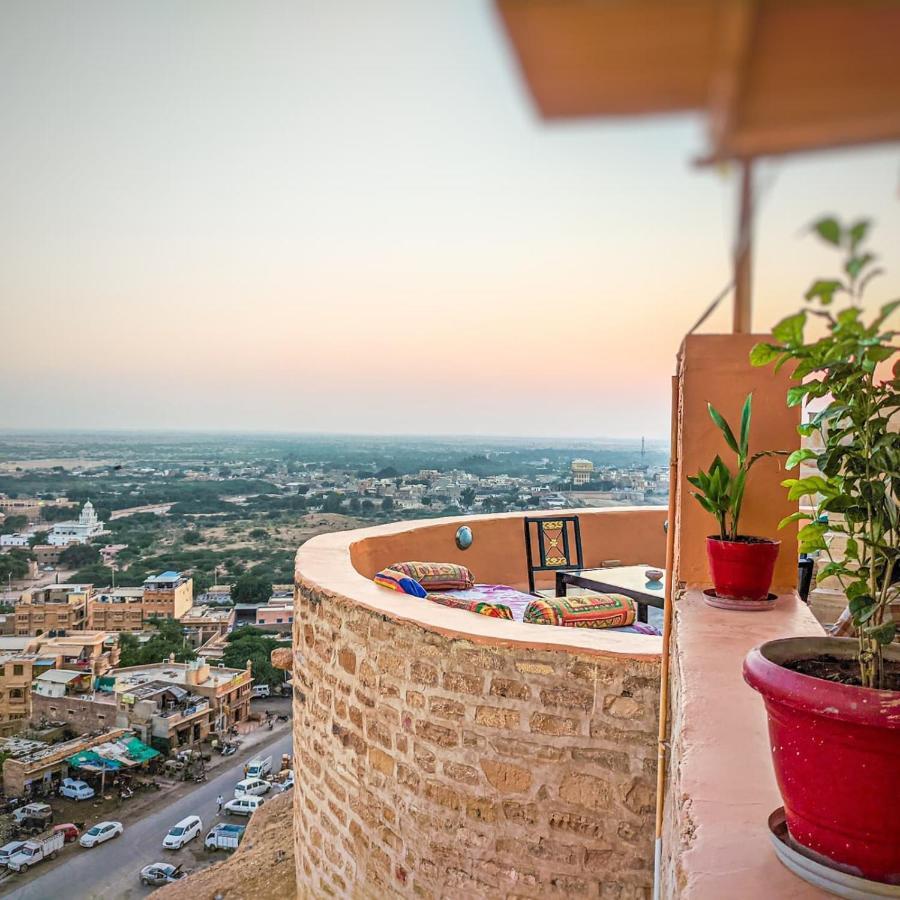 Mud Mirror Guesthouse Jaisalmer Exterior foto