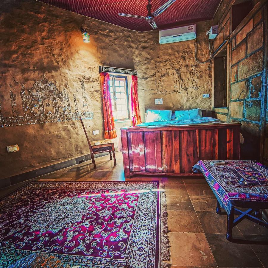 Mud Mirror Guesthouse Jaisalmer Exterior foto