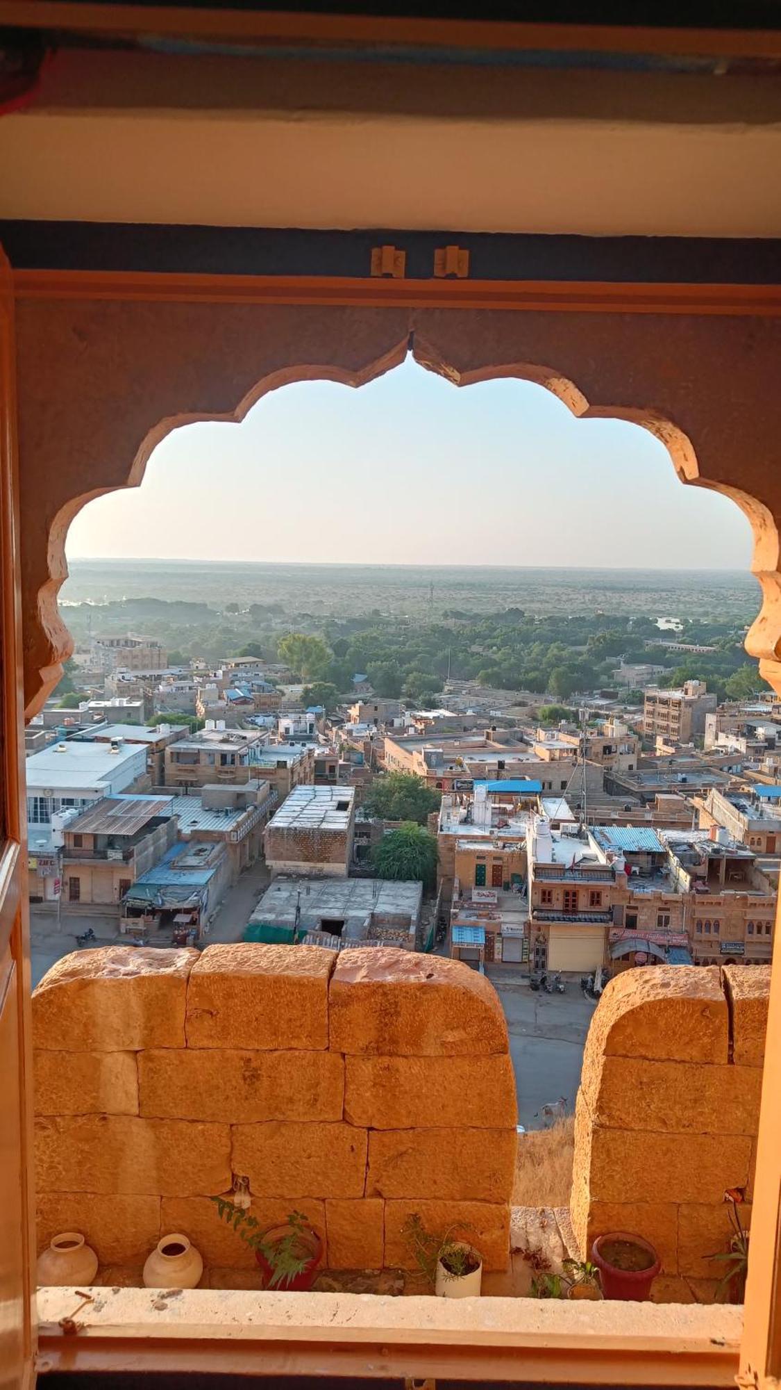 Mud Mirror Guesthouse Jaisalmer Exterior foto
