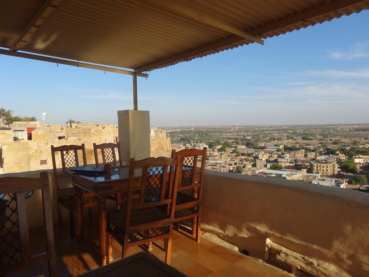 Mud Mirror Guesthouse Jaisalmer Exterior foto