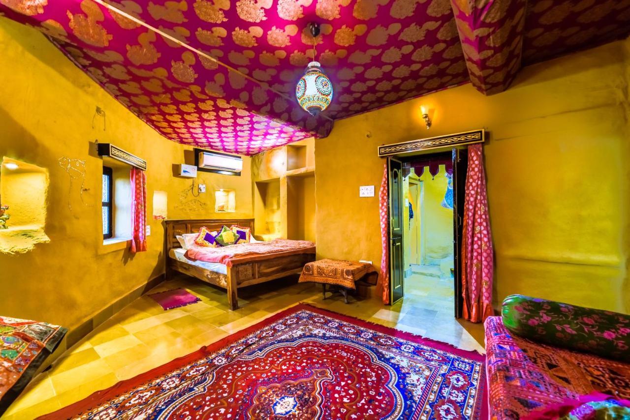 Mud Mirror Guesthouse Jaisalmer Exterior foto